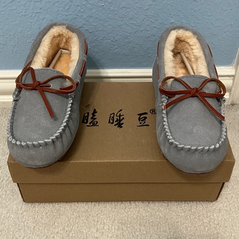 Gray Suede Moccasin Slippers with Bow-NEW